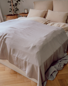 Musselin-Tagesdecke "Matilda" • Stein - hutch&putch GmbH