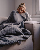 Musselin-Sofadecke "Daniela" - hutch&putch GmbH